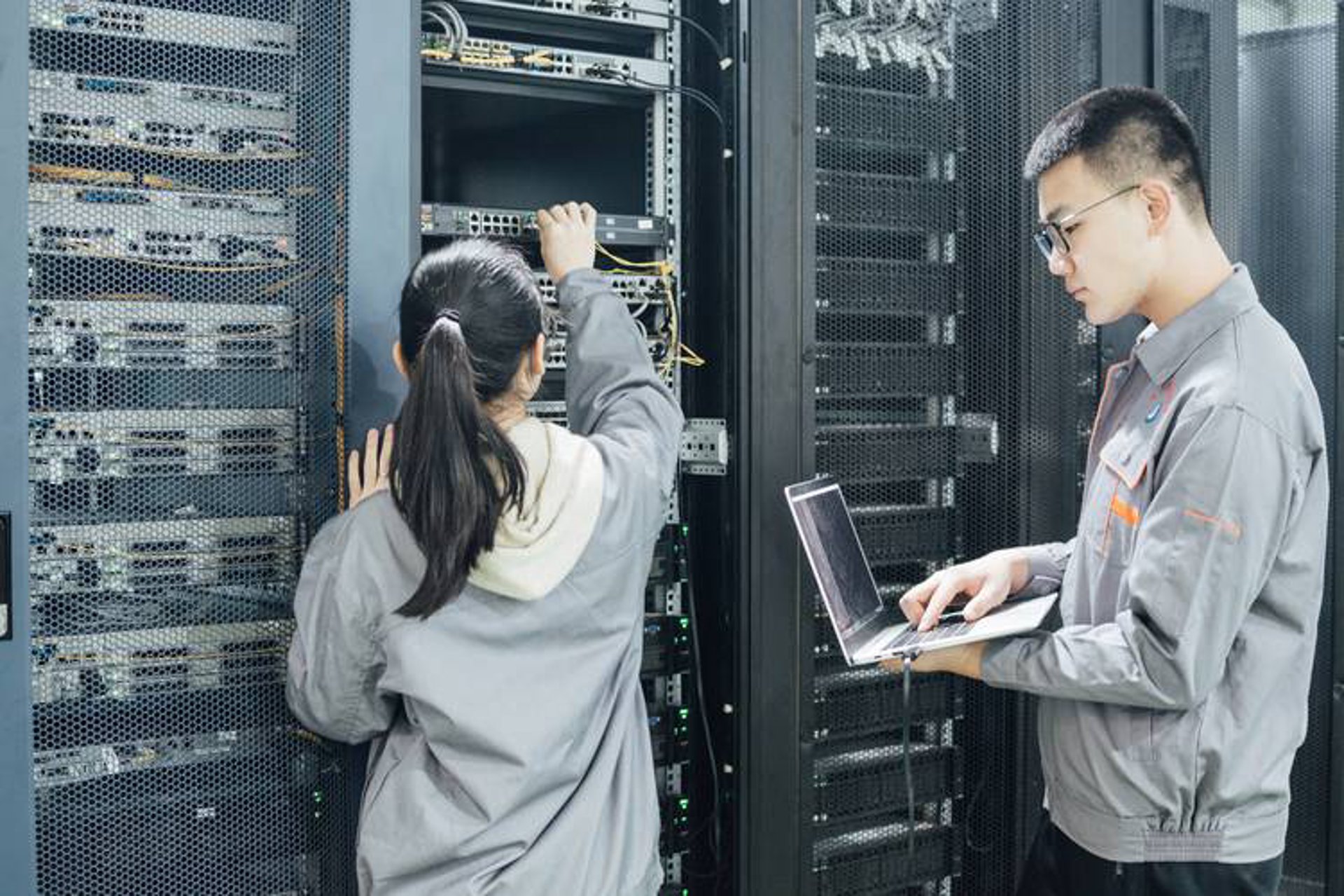 华专信息技术